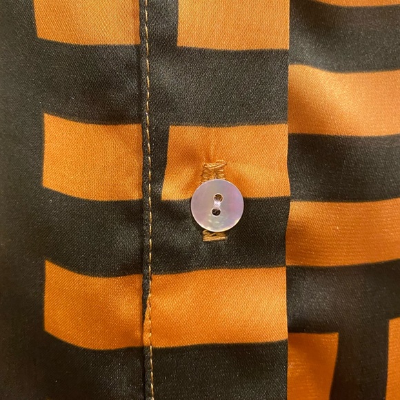 Green & Gold Blouse - Picture 3 of 6